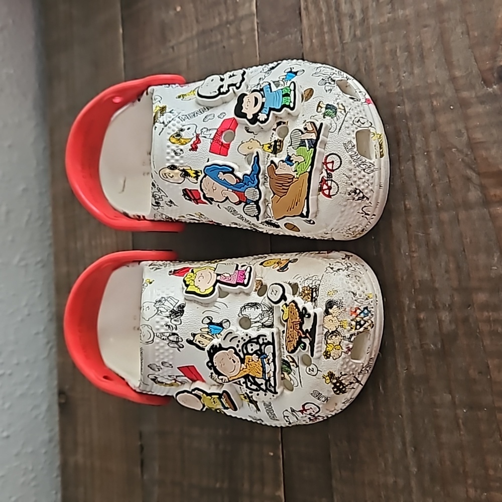 Toddler Peanuts! Crocs